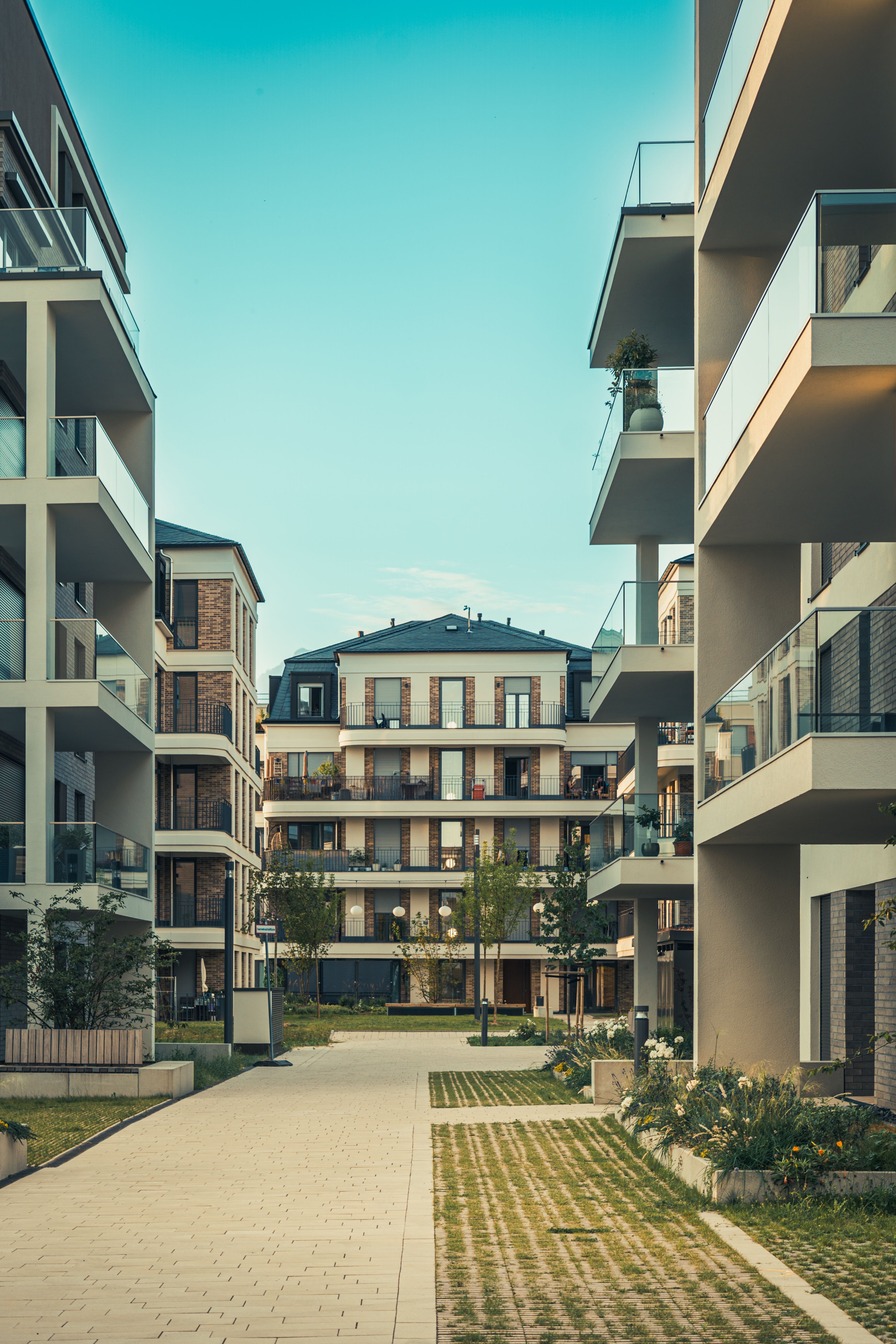 Property acquisition advisory